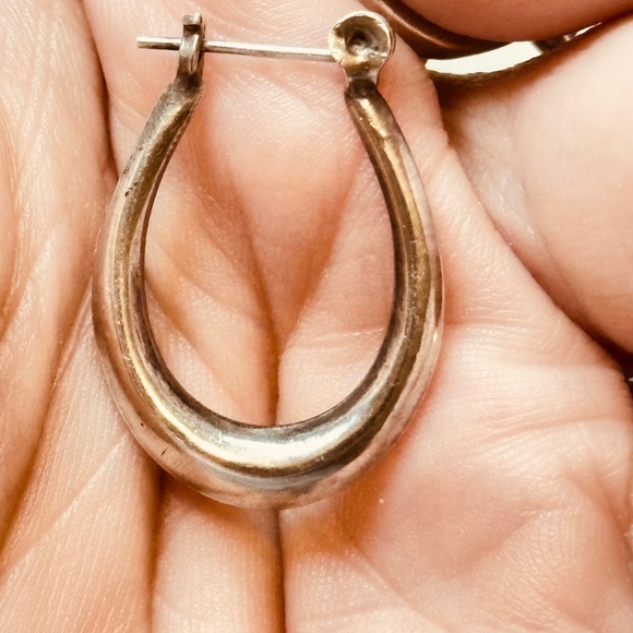 925 Sterling Silver Oval Hoop Earrings Top Bar Snap EUC - Picture 6 of 13